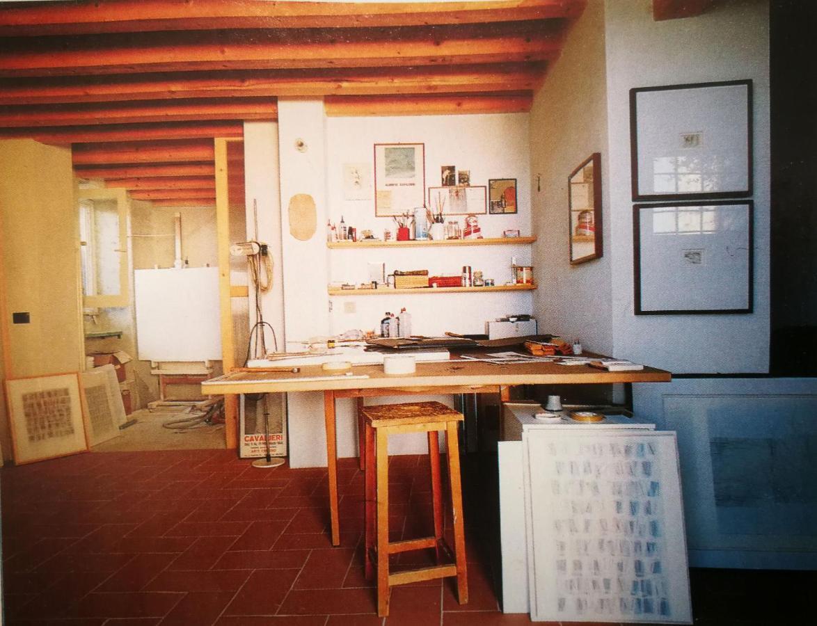 Cottage La Casa Del Pittore Reggimonti Exterior photo